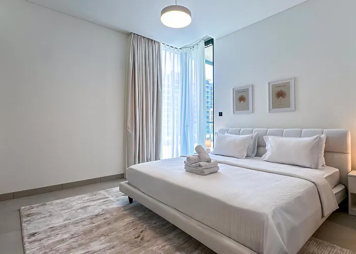 Spacious 2Br, Sobha Waves, Family-Friendly Stay - 3Ab11