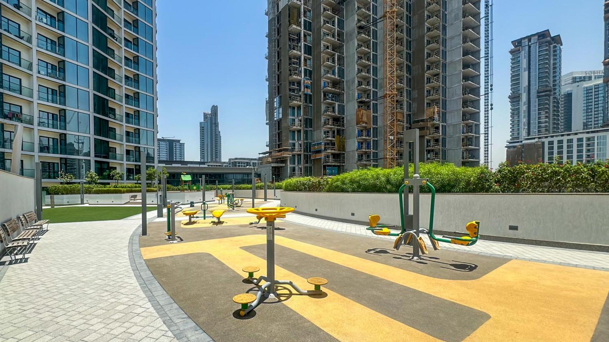 Spacious 2br, Sobha Waves, Family-friendly - 3ab11 Dubai